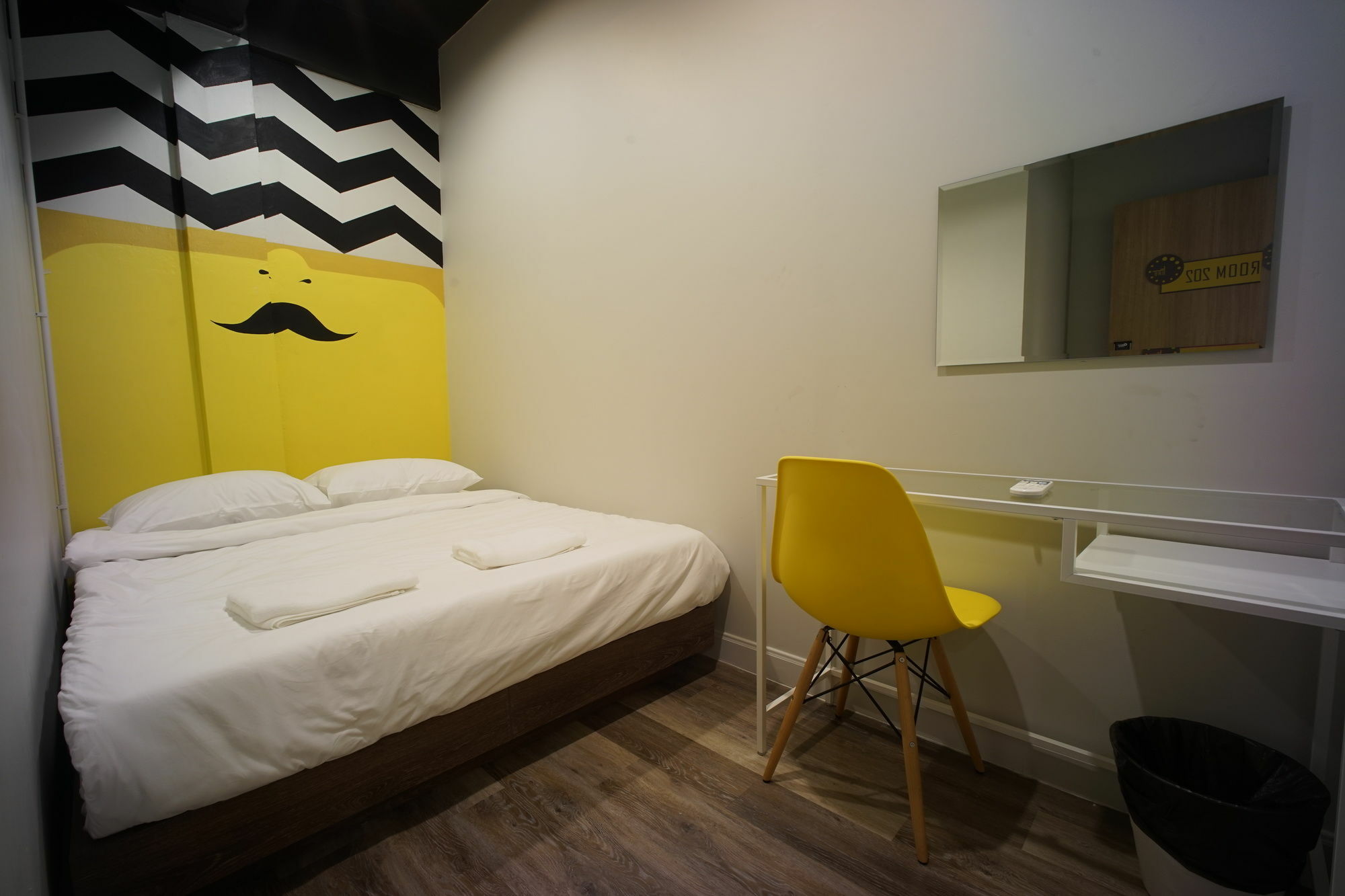 BRB Hostel Bangkok Silom Eksteriør bilde